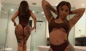 Cardi b fat ass