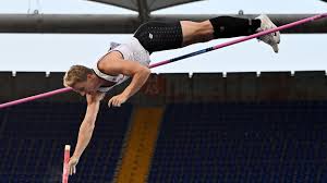 Wählen sie aus erstklassigen inhalten zum thema saut a la perche in höchster qualität. Ben Broeders Ameliore Son Propre Record De Belgique Du Saut A La Perche En Passant 5 Metres 80