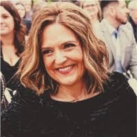 Anna Mcnew's Instagram, Twitter & Facebook