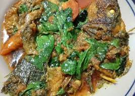 4 ekor ikan nila, buang isi perutnya 1 buah jeruk nipis bumbu halus: Resep Ikan Nila Bumbu Kuning Kemangi Enak Dan Praktis Permataboga Website