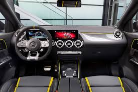Mercedes Amg Gla 45 S Spitzen Modell Mit 421 Ps Autobild De