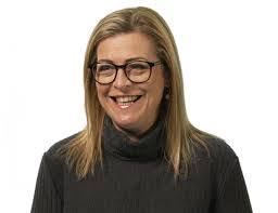 Heidi Jeffery's Instagram, Twitter & Facebook