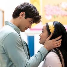 .specifically noah centineo and lana condor who play the movie's main characters. Lana Condor Noah Centineo Talk About Their Real Life Relationships E Online