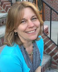 Queen Victoria's Bathing Machine: Whelan, Gloria, Carpenter, Nancy:  9781416927532: Amazon.com: Books