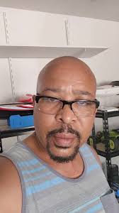 Looking for a nice gas boat to buy fellas Rtr? Bigger the better