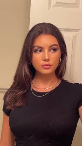 Allison Ruggiero's Instagram, Twitter & Facebook