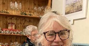 Emily cheek naked i recommend seeing Lumi if you are