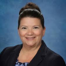 Welcome to the In N Out family Store 368, Visalia #2!