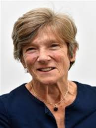 Vicki Macleod's Instagram, Twitter & Facebook