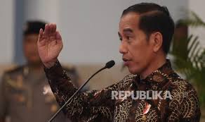 Dalam video ini, refly harun membahas soal kengototan harun masiku untuk dilantik sebagai. Respons Jokowi Atas Sikap Yasonna Di Kasus Harun Masiku Republika Online