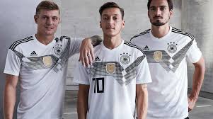 Rooney, i̇ngiltere milli takımı forması altında oynadığı 119 maçta 53 gol kaydetti. 2018 Dunya Kupasi Nin Ilgi Uyandiran Forma Tasarimlari Barcin Sportmen Blog