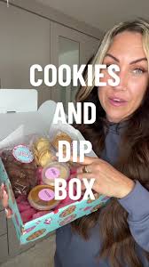 Delicious Dinky Dunker Cookies and Dip Box Review