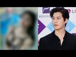 تفاصيل فضيحة لي جونغ هيون عضو Cnblue تؤدي إلى Youtube