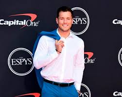Colton underwood starred in season 23 of the popular us show, which is based around a single bachelor tasked with selecting a wife from a pool of romantic interests, in 2019. S6wjlxfvo7qp3m