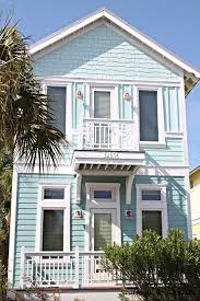 Using pastel colours in your interior wall paints will give a distinct look and feel to your home. 62 Tropical Exterior Colors Ideas House Colors Beach Cottage Style House Exterior