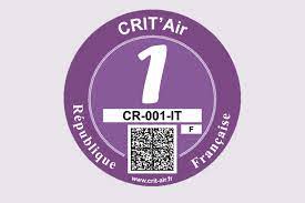 Elle permet le classement des véhicules à moteur atmosphérique ou électrique en 6 différentes catégories selon leur degré d'émissions polluantes. Crit Air Ministere De La Transition Ecologique