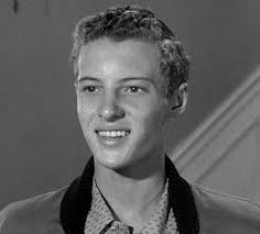 Social media lessons from Eddie Haskell and Ward Cleaver