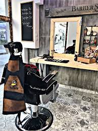 Iro Frisur Stylen Ideias Para Barbearias Projeto De Barbearia Decoracao Barbearia