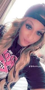 Ashley Shirk's Instagram, Twitter & Facebook