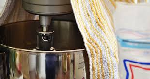 Kitchen Tip Place A Towel Over Mixer To Avoid Messes Kitchen Aid Kitchen Aid Recipes Kitchen Aid Mixer