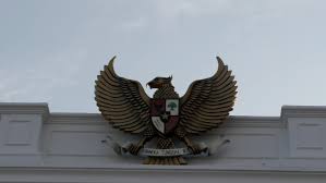 Viral video pemuda nyanyi garuda pancasila jadi balonku ada lima, dimarahi ternyata tak hafal. Batu Indonesia 06092019 National Stock Footage Video 100 Royalty Free 1033496477 Shutterstock