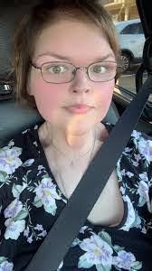 Tammy Loggins's Instagram, Twitter & Facebook