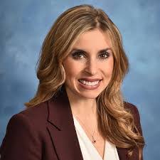 Donna Gerace's Instagram, Twitter & Facebook