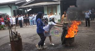 Rumah sakit sekar kamulyan merupakan rumah sakit yang berlokasi di kuningan. Rsu Sekar Kamulyan Gelar Simulasi Penanganan Kebakaran Radarcirebon Com