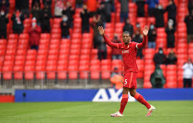 The dutch international is set to sign until 2024 despite planned barca medical. 90plus Kehrtwende Bei Wijnaldum Unterschrift Bei Psg Steht Kurz Bevor 90plus