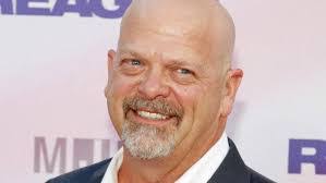 Michael Helder's Instagram, Twitter & Facebook