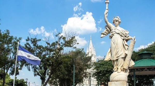 The Fragility and Appeal of Authoritarianism in El Salvador | FSI