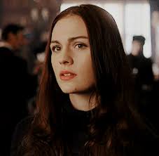 Outlander 2.13: “Dragonfly in Amber”