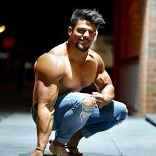 Pin Von Lui Clavlins Auf Jeans 02 Bodybuilder Jungs Little Bit
