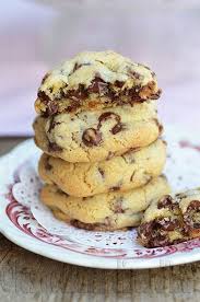 Les Parfaits Biscuits Aux Pepites De Chocolat Recettes De Cuisine Recette Biscuit Pepite Chocolat Cookies Recette