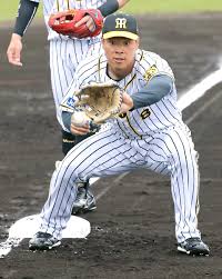 23日 dena、藤浪の乱調や神里の佐藤輝明前グランドスラムもあり連敗を10で止める。 gg佐藤、後逸した佐藤輝明をtt佐藤と呼びつつ慰める 。 24日 巨人戸郷、初出塁より先に初打点を記録。 ロッテvsソフトバンク. é˜ªç¥ž ä½è—¤è¼æ˜Ž ã‚ã‚‹ãžä¸‰å¡ çŸ¢é‡Žç›£ç£ãŒ å¤§å±± ä¸€å¡ æ–°ã‚ªãƒ—ã‚·ãƒ§ãƒ³ã‚'æŠ«éœ² ã‚¹ãƒãƒ¼ãƒ„å ±çŸ¥