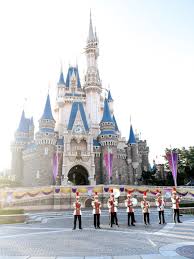 当アカウントは株式会社アニプレックスが運営しています。 【公式】ディズニー ツイステッドワンダーランドподлинная учетная запись @twst_jp. D5h 5062