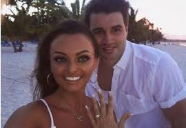 Love Island newbie Kendall Rae Knight was engaged and dumped just three  months later