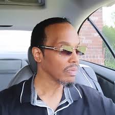 Everybody knows highland Mall but do you remember North Cross Mall . I  remember the ice skating ring they had. Good times.