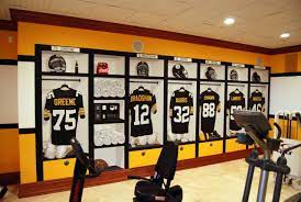 Let beautiful bed linen be the art. Pittsburgh Steelers 1970 S Locker Room Mural By Tom Taylor Of Wow Effects In Va Traditional Home Gym Dc Metro By Mural Art Llc Wall Murals And Fine Art Houzz