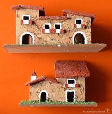 Puedes recortarlas y dejar un soporte para mantenerlas o bien recortar y pegar sobre una cartulina de color o de fondo negro para hacer tus trabajos del portal de belén. 2 Casas De Corcho Para Belen O Pesebre Sold Through Direct Sale 58595473