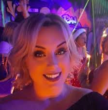 We are here at the moment...do we need to book swimming or can we just turn  up TIA 😊 xx