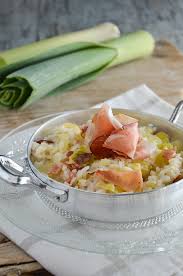 Quando mancheranno circa 3 minuti di cottura al risotto versate mele e speck all'interno 15, pepate a piacere. Risotto Porri Speck E Patate Il Gatto Pasticcione