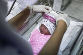 Bayi januari punya tingkat kesehatan tinggi. Ibu Hamil Positif Corona Tak Selalu Lahirkan Bayi Dengan Antibodi Covid 19 Mengapa Halaman All Kompas Com