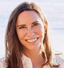 Laura Barkan's Instagram, Twitter & Facebook