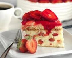 Recette De Gateau Sans Cuisson Aux Fraises Et A La Creme Patissiere Legere Recette Gateau Fraise Gateau Sans Cuisson Recette Gateau