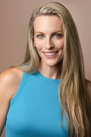 Stacey Banks's Instagram, Twitter & Facebook