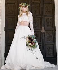 If you would like to change to your local currency use the selector above. Neue Einzigartige Braut Zwei Stuck Hochzeit Kleid Applique Illusion Langen Armeln Sheer Spitze Crop Top Satin Langen Rock 2 Stuck Skirt Zip Skirt A Linedress Super Aliexpress
