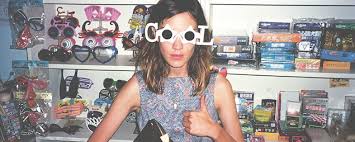 Только посмотрите, вся власть в её руках! A Conversation With Alexa Chung