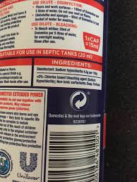 To clean decorations with bleach, you should ensure that the bleach is 5%, and 95% is water. Fish Tank Cleaner Ingredients Label