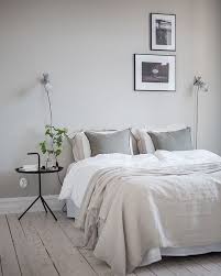 1001 Idees Deco Pour Adopter La Couleur Taupe Clair Chez Vous Deco Chambre Grise Decoration Chambre Gris Chambre Grise